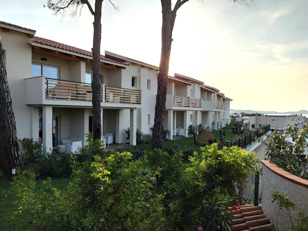 Club Esse Cala Bitta Hotel Baja Sardinia Exterior foto