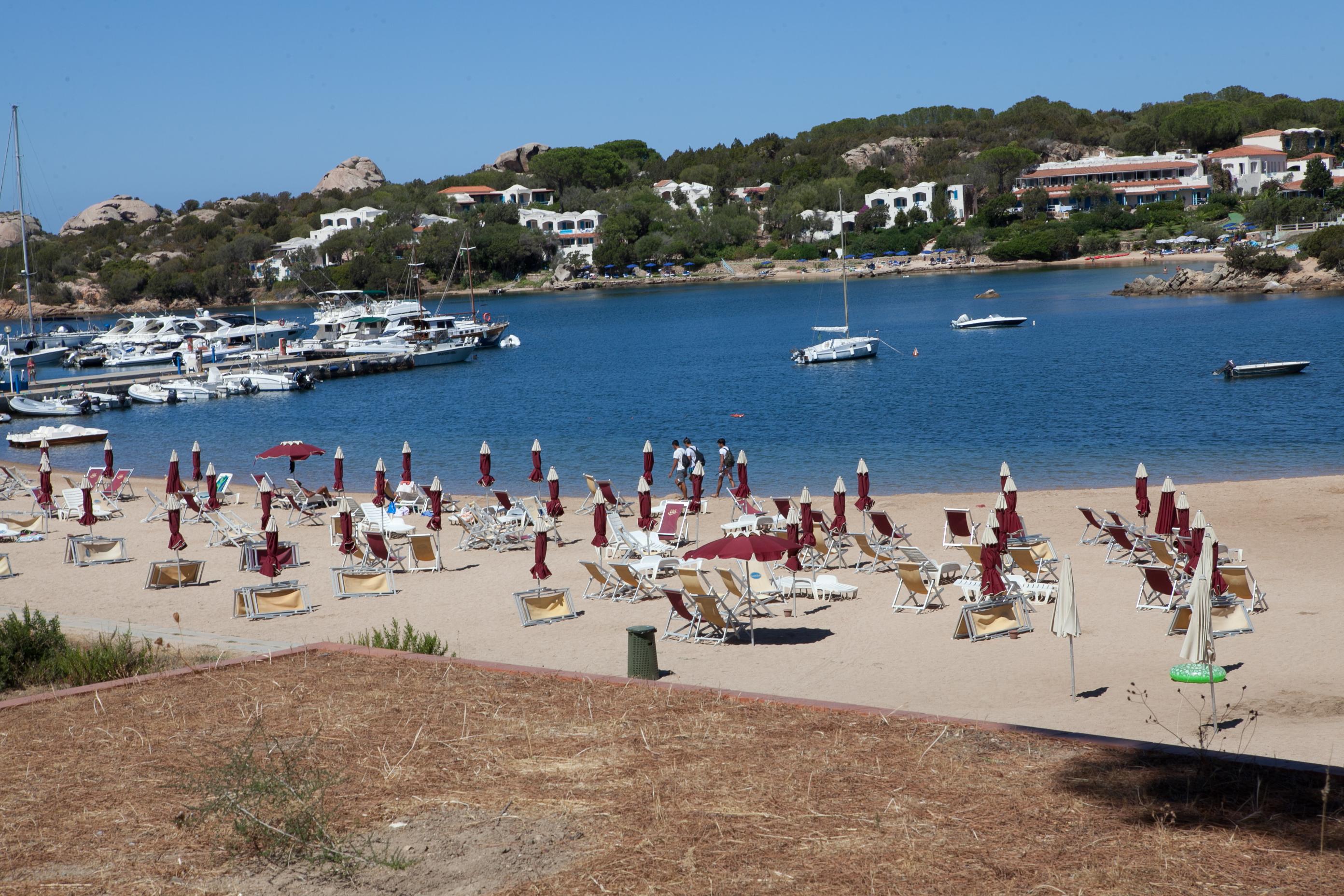 Club Esse Cala Bitta Hotel Baja Sardinia Exterior foto