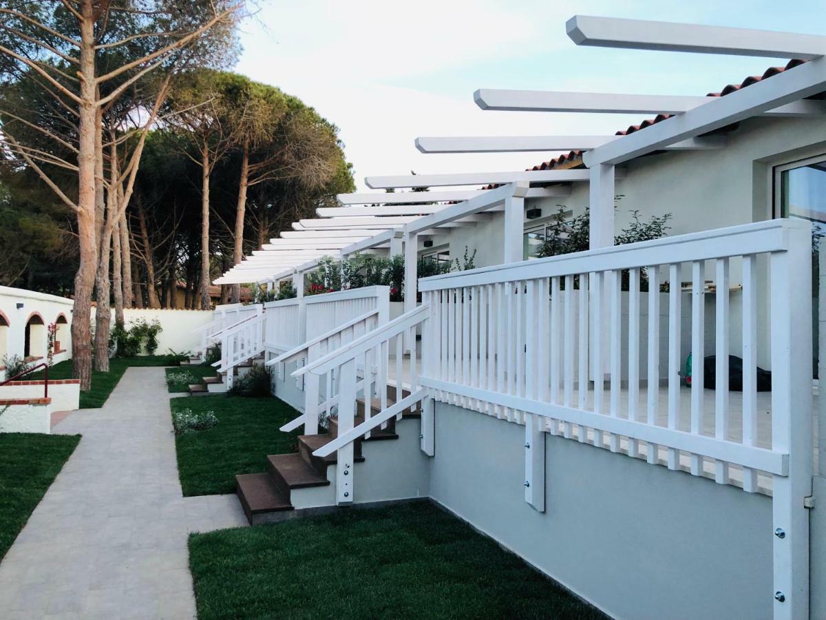 Club Esse Cala Bitta Hotel Baja Sardinia Exterior foto